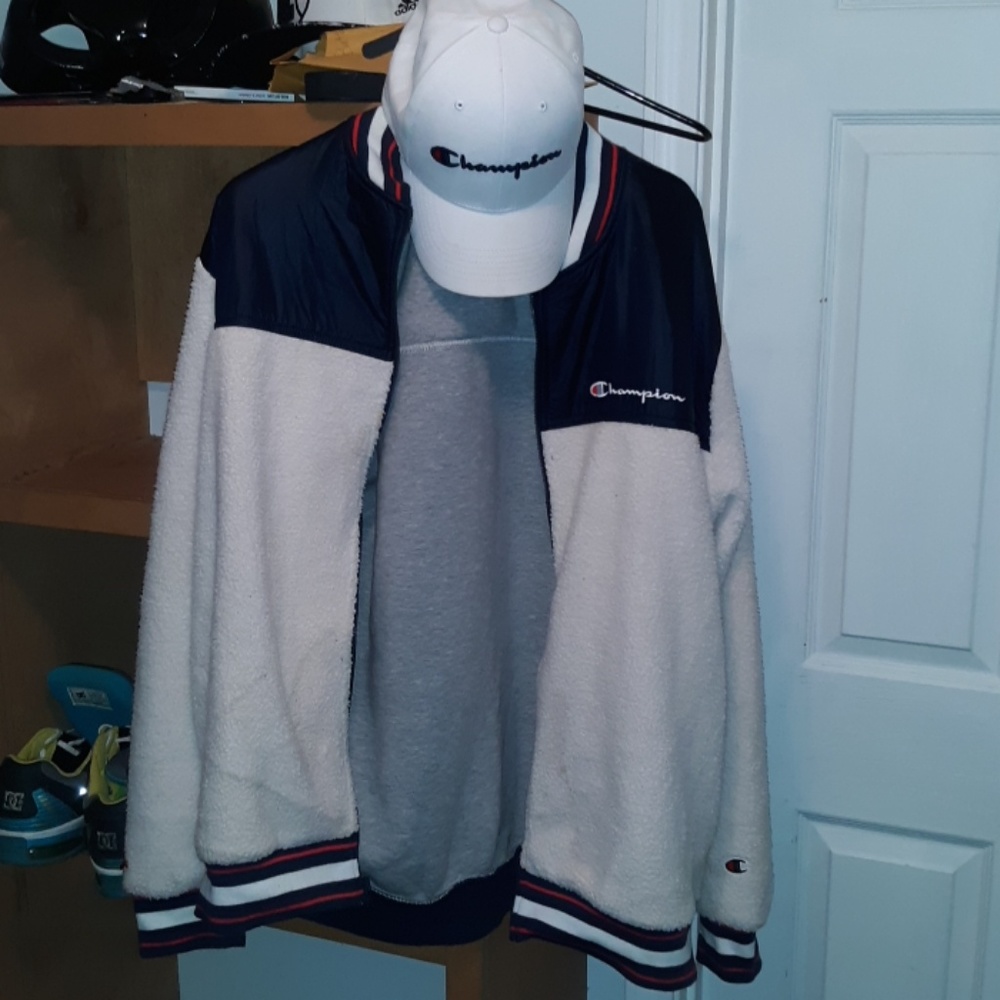 Champion Fleece its brand new only worn once.